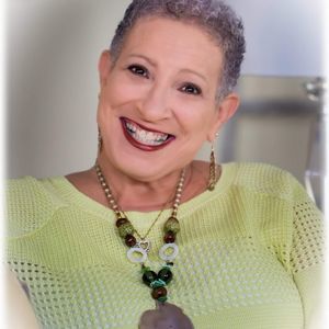 Meet your Posher, Tina